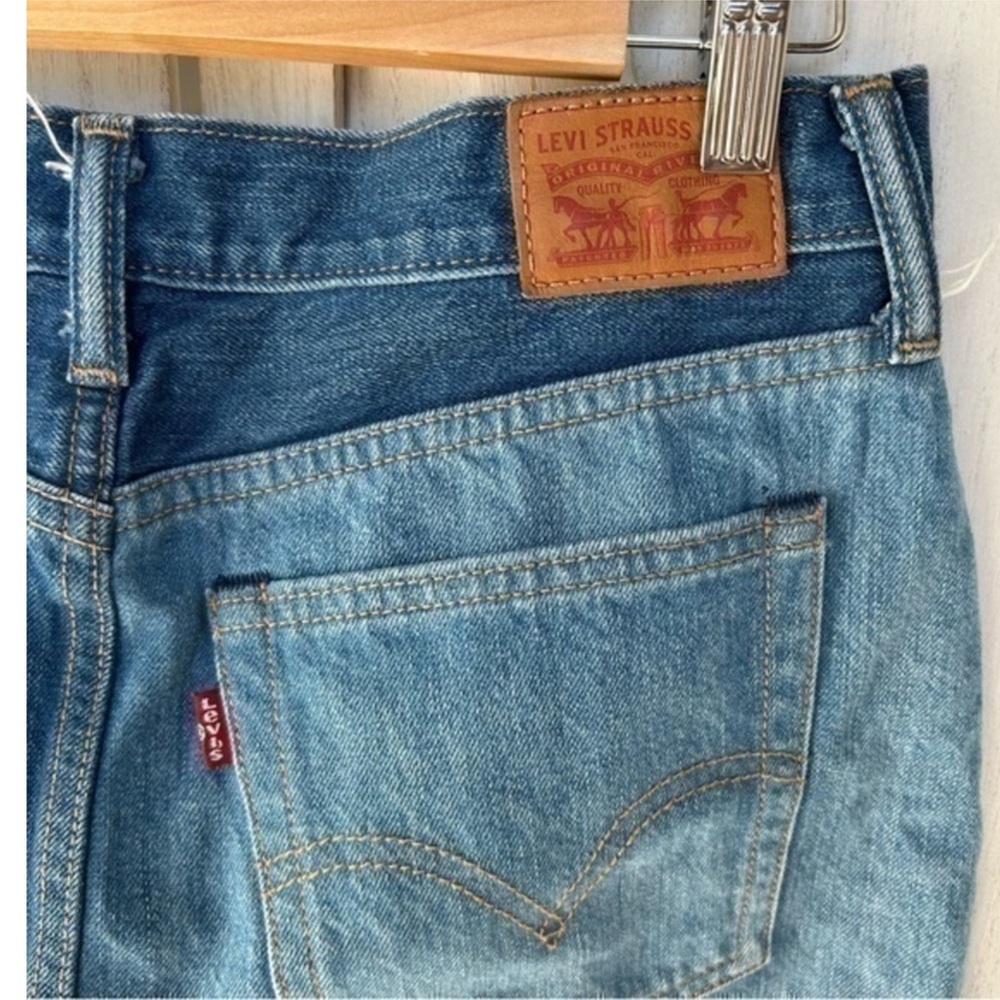 ✨Anthropologie Levi's Blue Denim Mini Patchwork Vintage Style Skirt - Picture 8 of 11